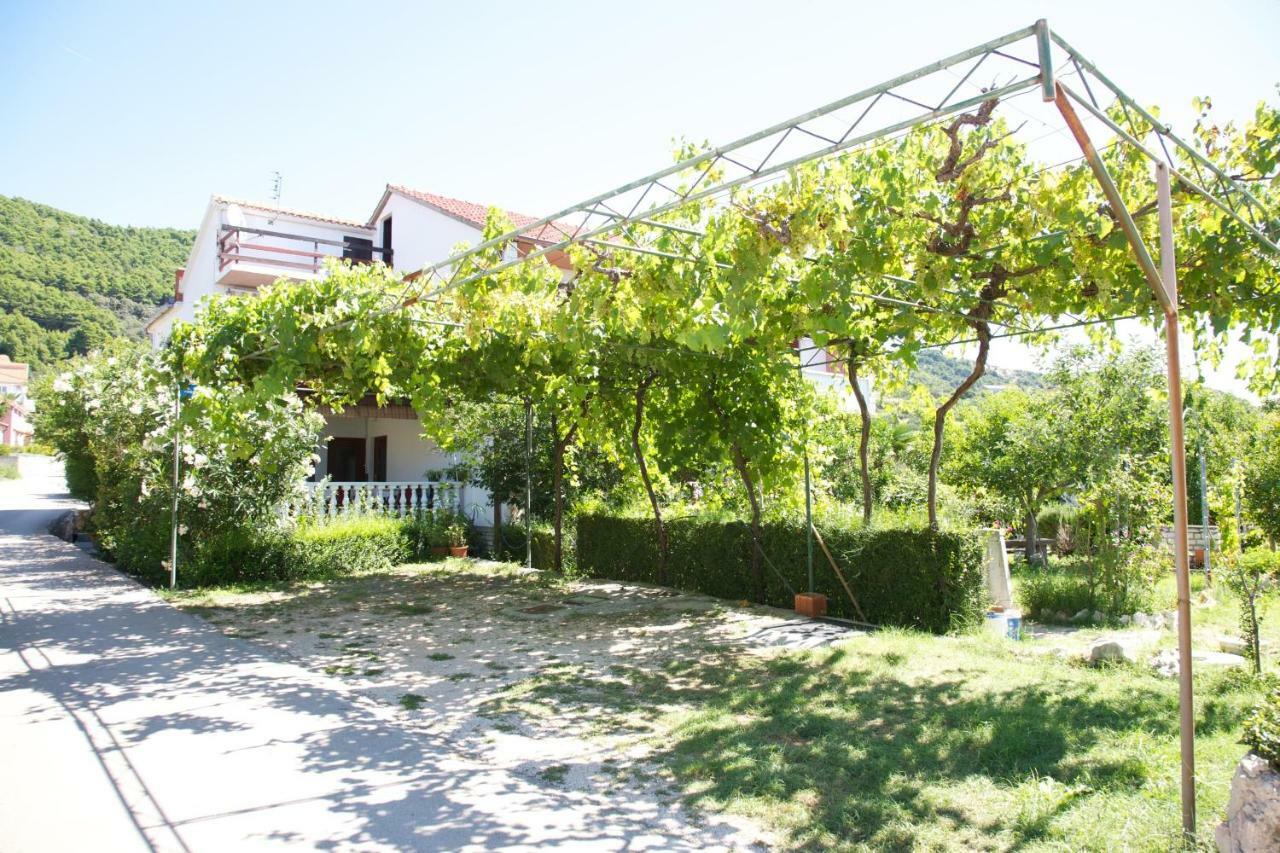 Apartments Slavica 拉布 外观 照片