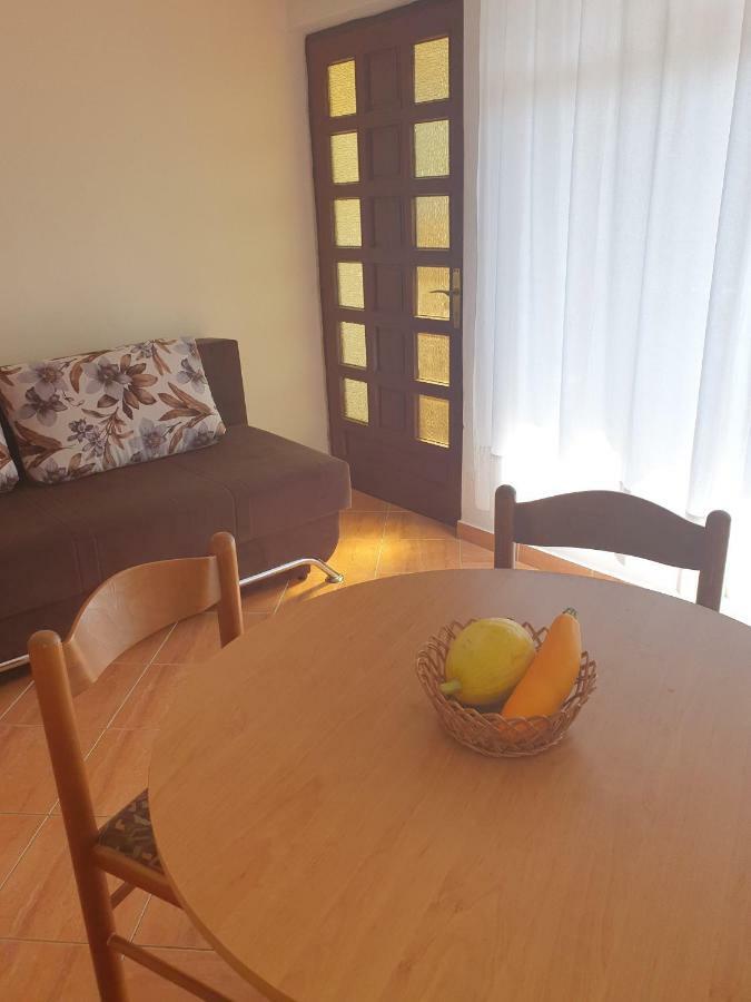 Apartments Slavica 拉布 外观 照片